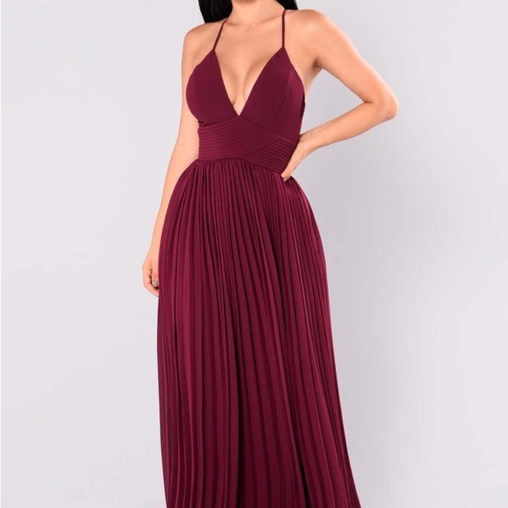 NWT Elegant Burgundy Evening Gown